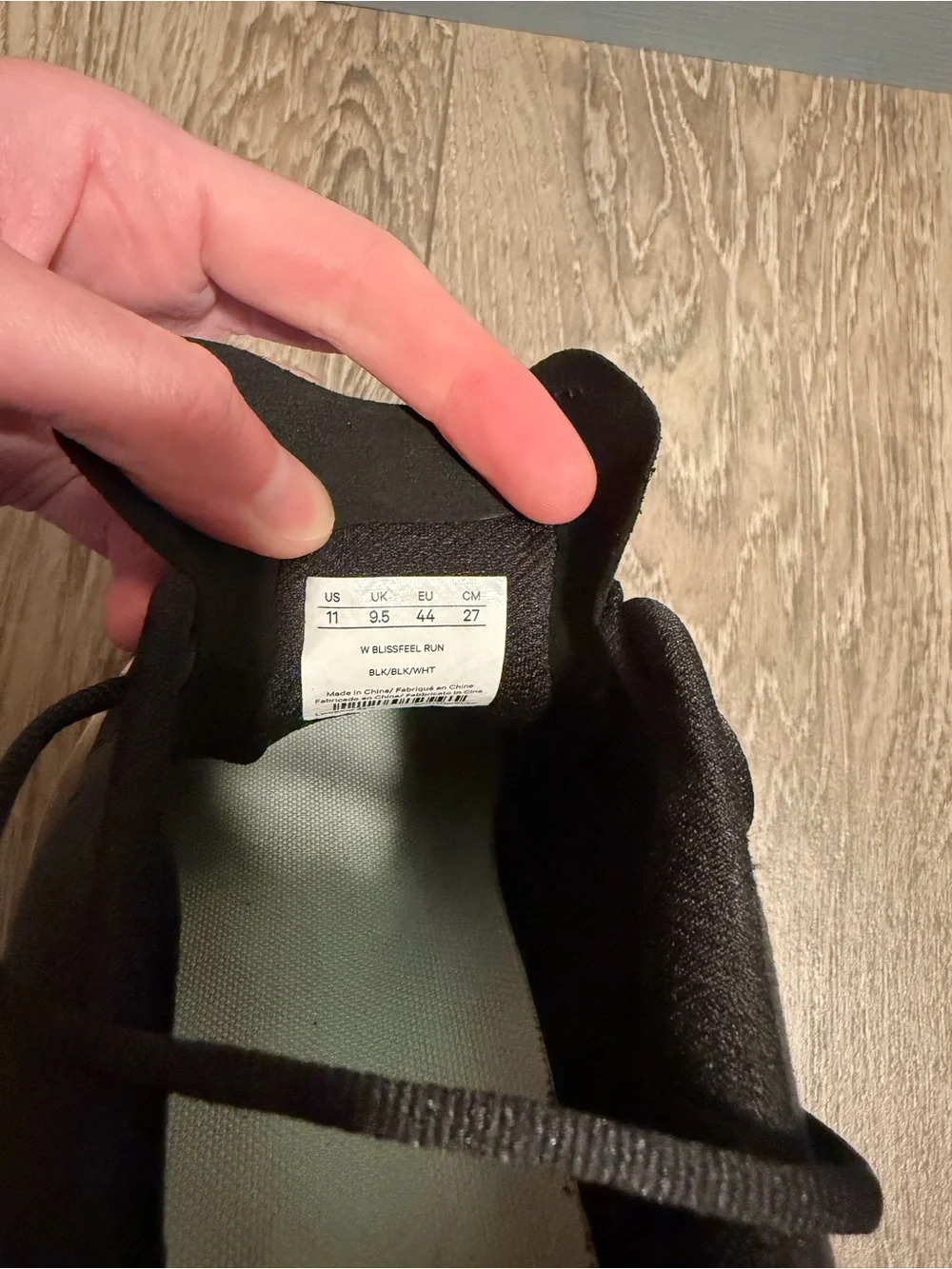 Lululemon Blissful Running Shoe size 11